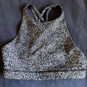 Lululemon high neck energy bra